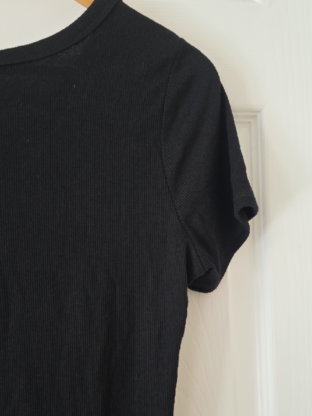 LuLaRoe Bailey Black V-Neck Short Sleeve Tee Medium New - Picture 9 of 11